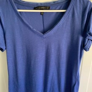 WHITE HOUSE BLACK MARKET very cute tee